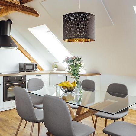 Drive Caffe Apartments Trzin Zewnętrze zdjęcie