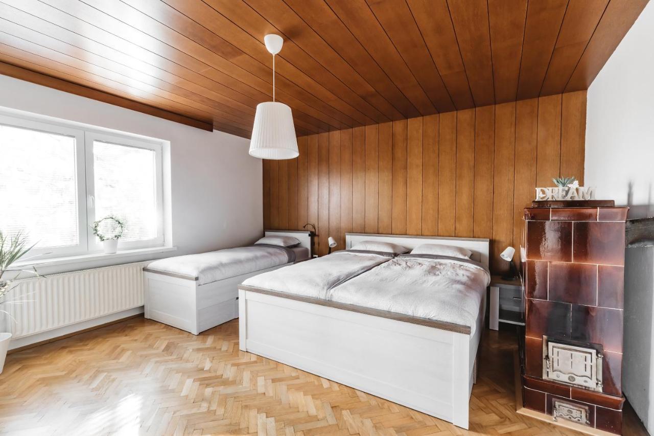 Drive Caffe Apartments Trzin Zewnętrze zdjęcie