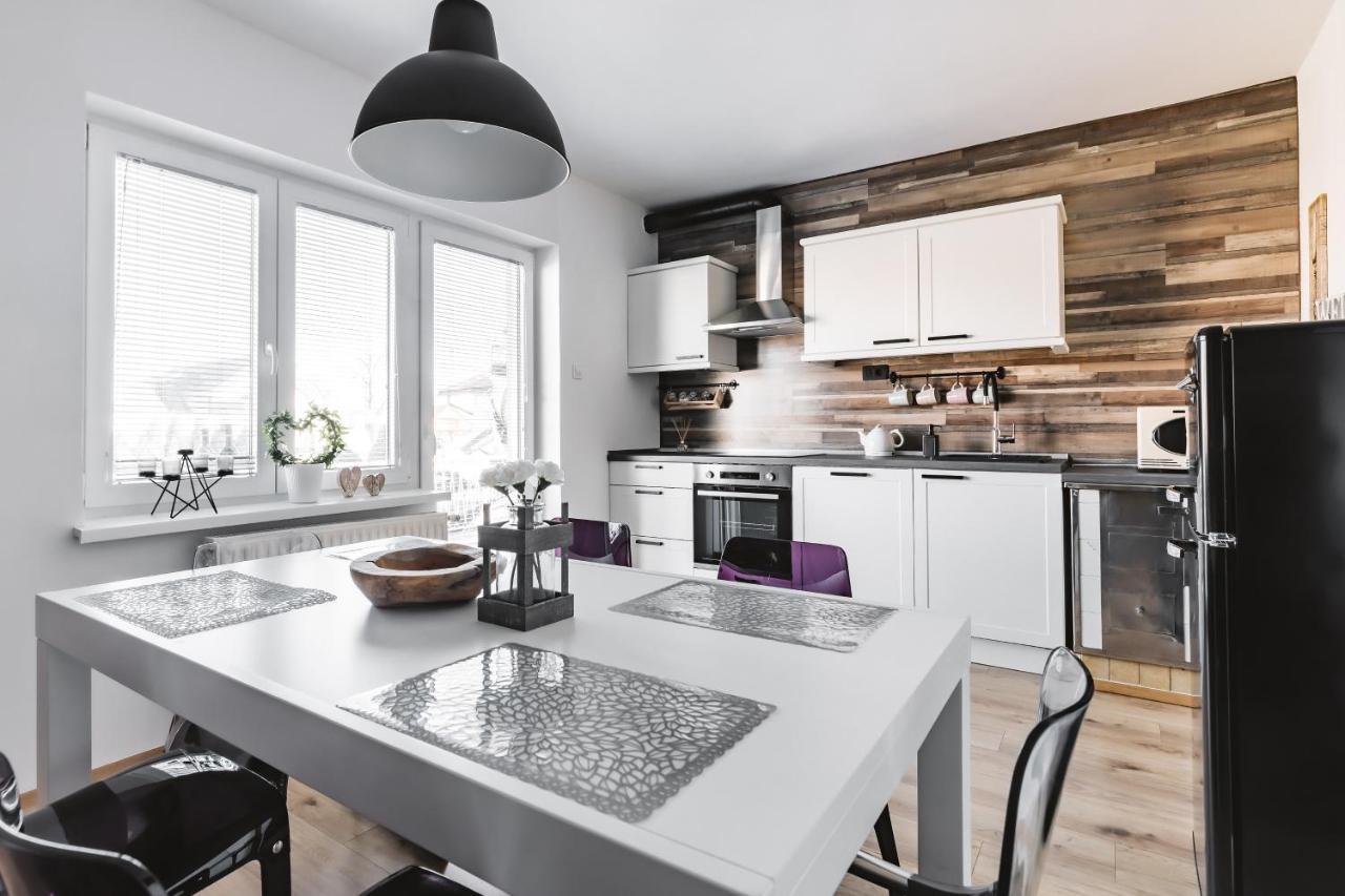 Drive Caffe Apartments Trzin Zewnętrze zdjęcie