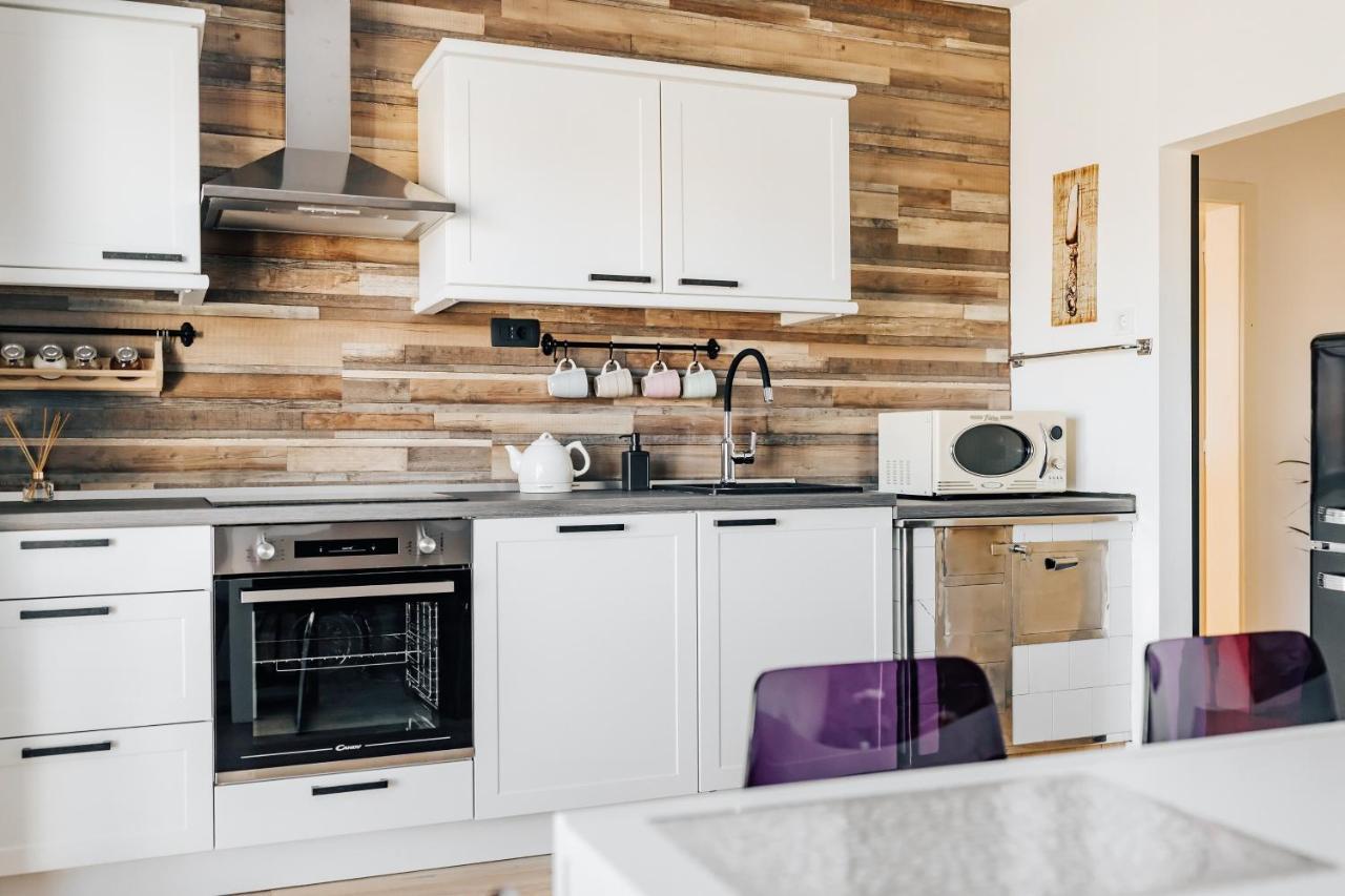 Drive Caffe Apartments Trzin Zewnętrze zdjęcie