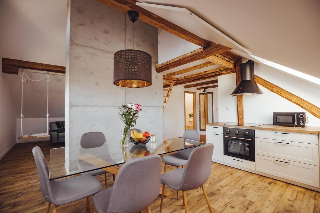 Drive Caffe Apartments Trzin Zewnętrze zdjęcie