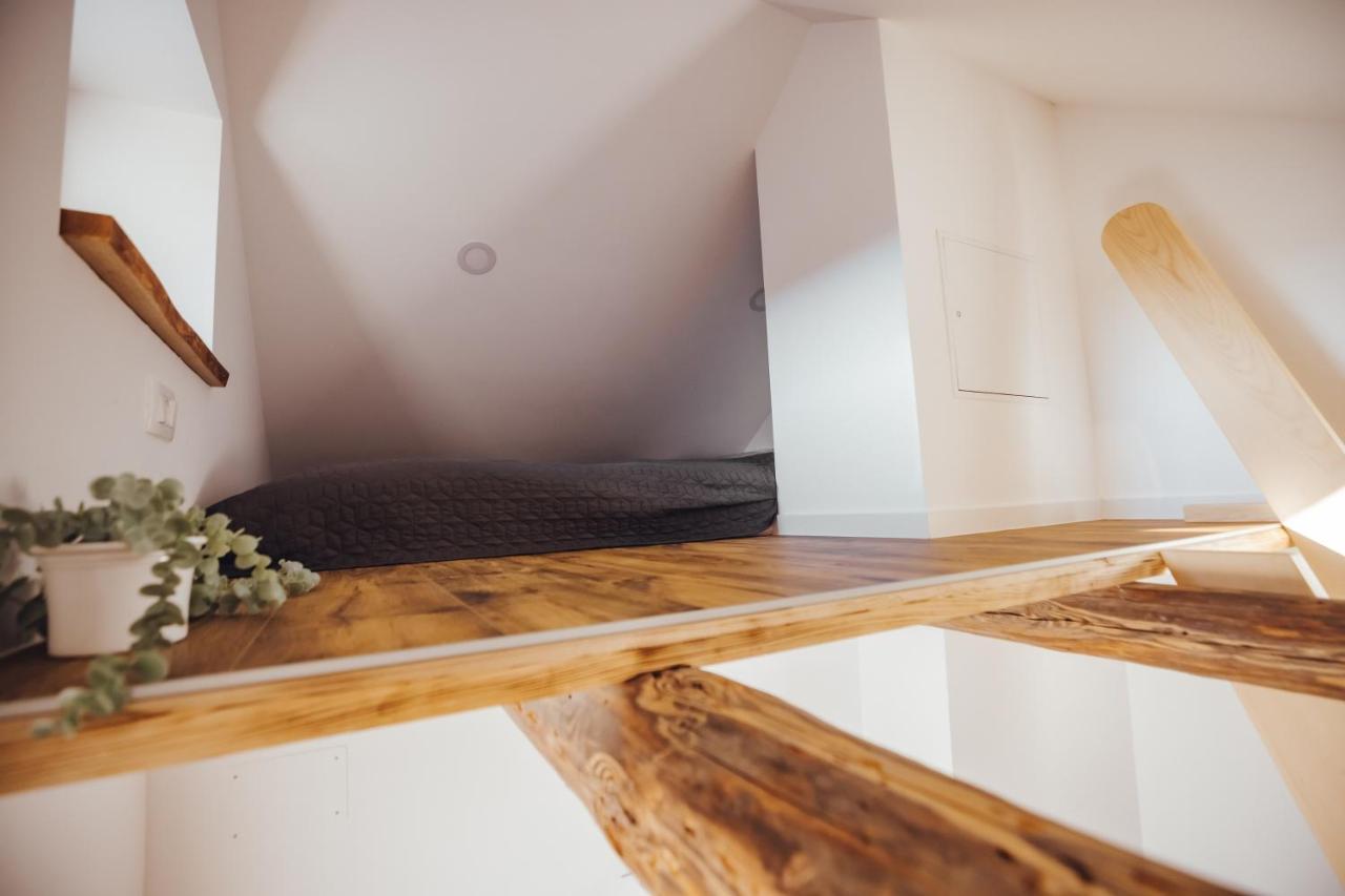 Drive Caffe Apartments Trzin Zewnętrze zdjęcie