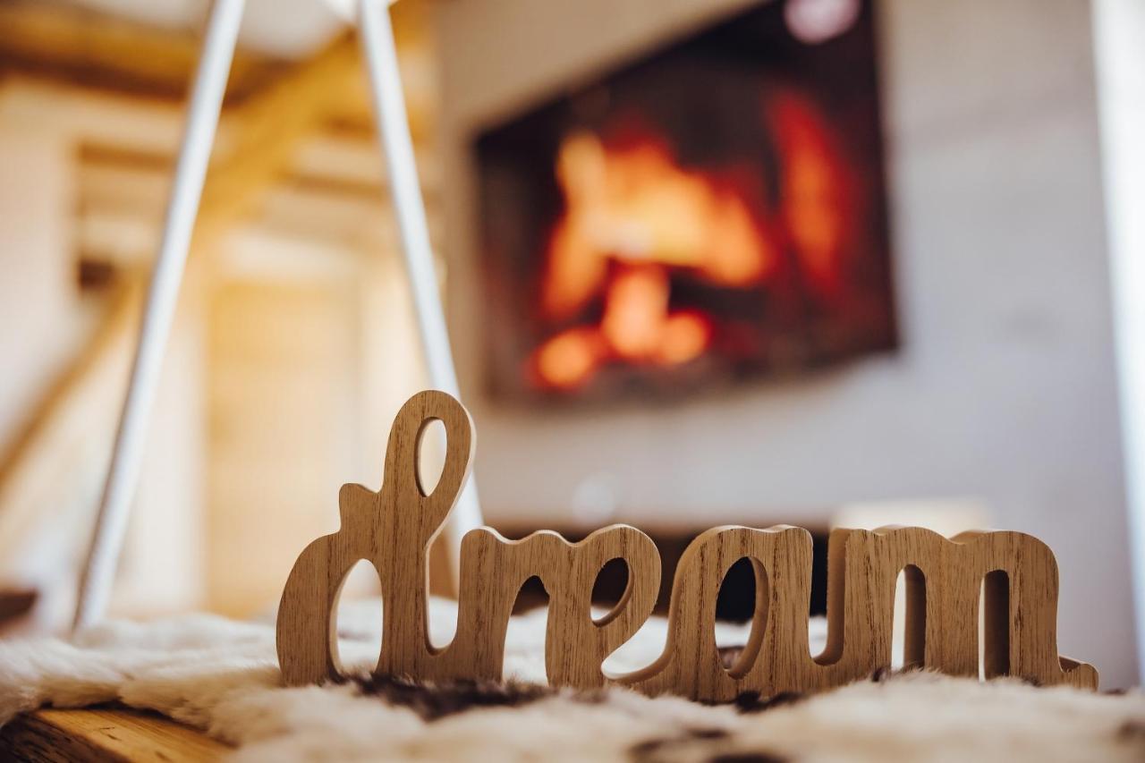 Drive Caffe Apartments Trzin Zewnętrze zdjęcie